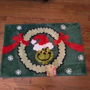Grinch Plush Bath/Accent Rug 20x30" Christmas Holiday Decor NWT